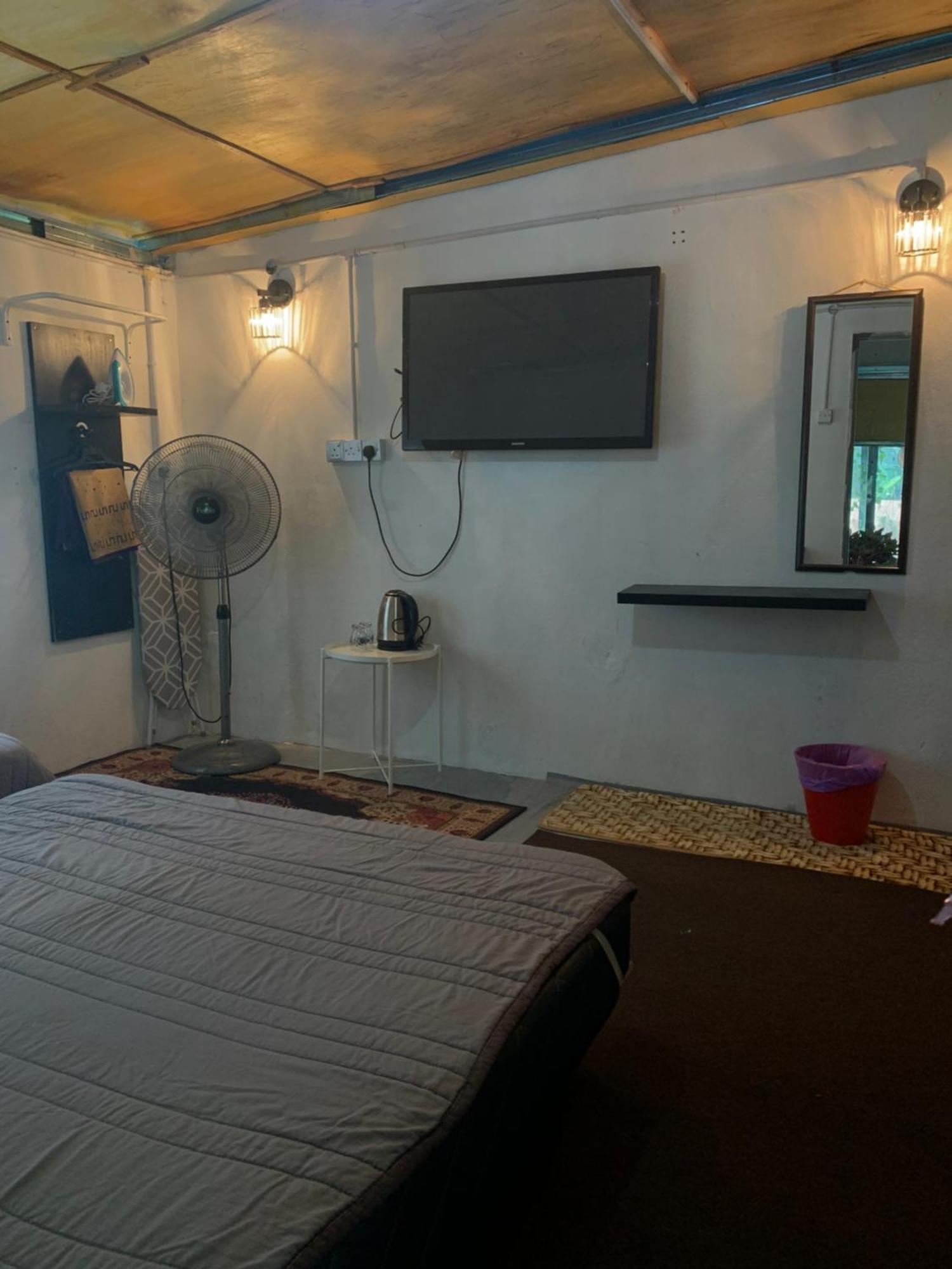 Sabaya Homestay Balik Pulau Bagian luar foto